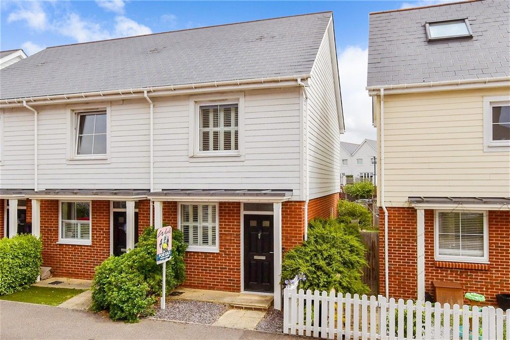 Property photo 3 of 10 External (Web)