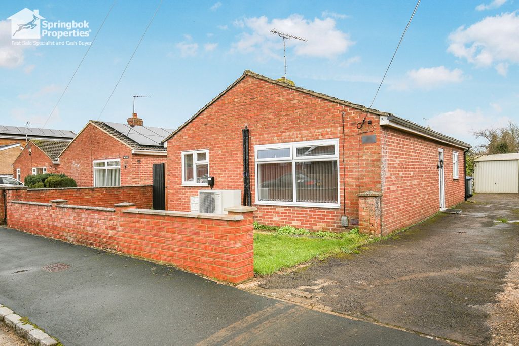 Property photo 1 of 13 Front View