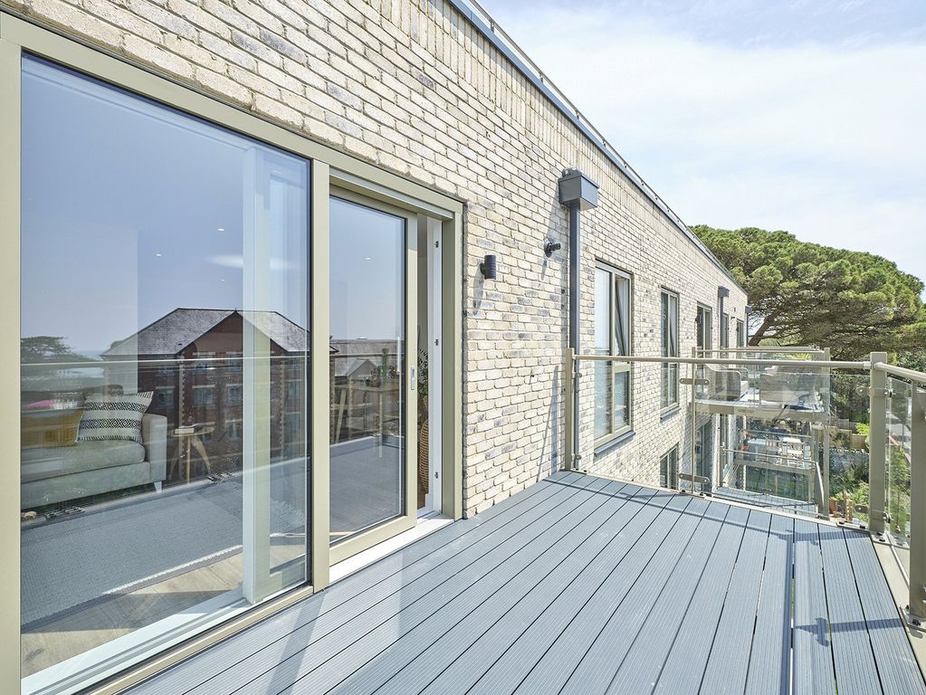 Property photo 2 of 11 Picture No. 28