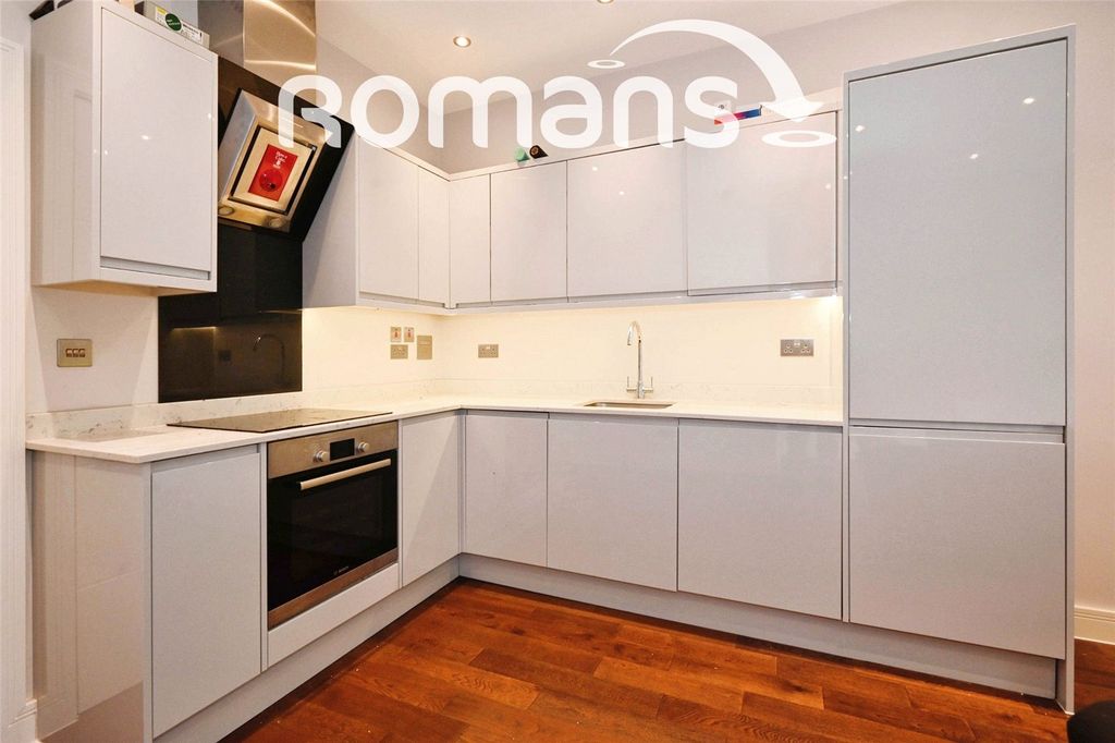 Property photo 3 of 7 Picture No. 06