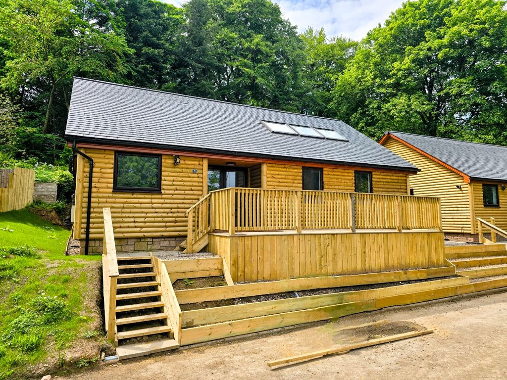 Property photo 2 of 20 5051502