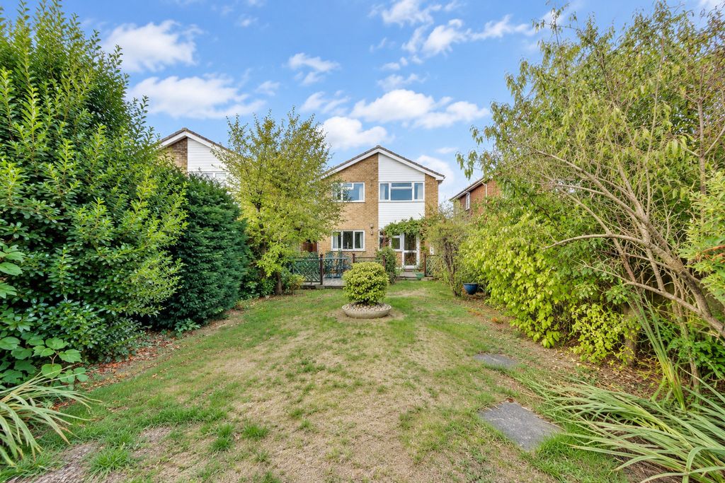 Property photo 3 of 26