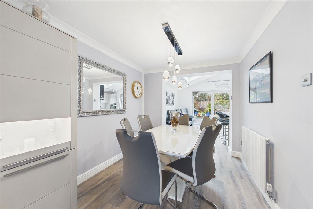 Property photo 3 of 26 Dining Room