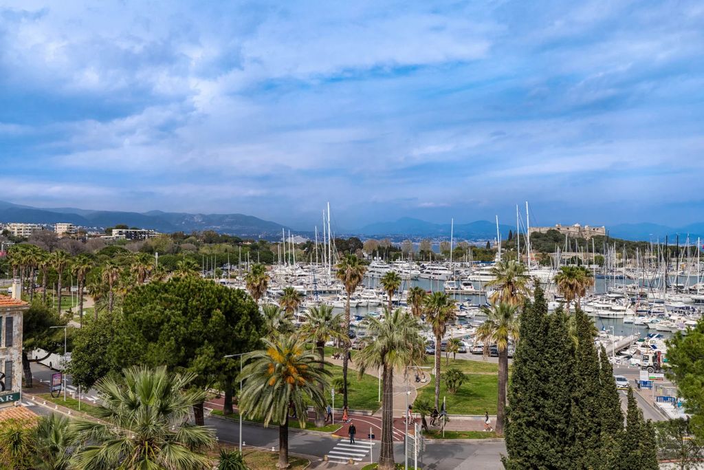 Property photo 3 of 7