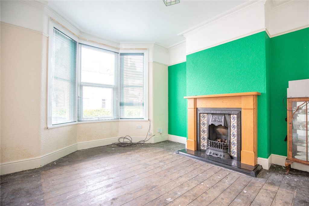 Property photo 2 of 18 Picture No. 05