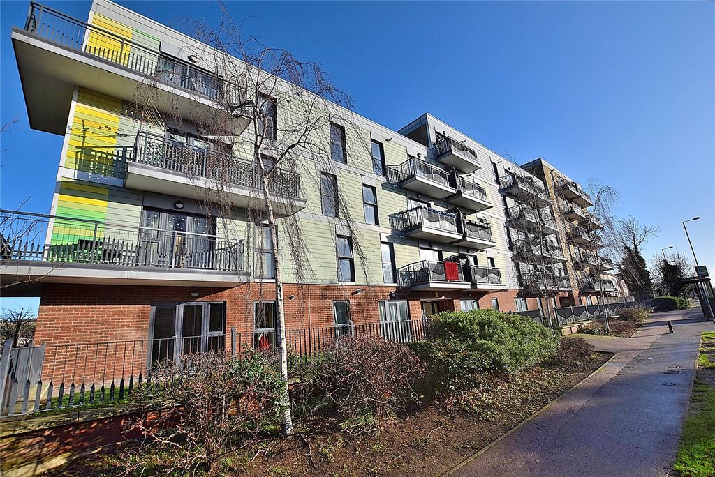 Property photo 3 of 10 Picture No. 01