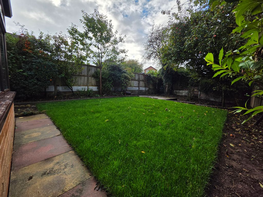 Property photo 3 of 31