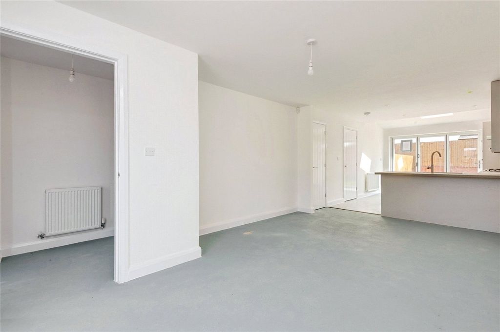 Property photo 3 of 19 Picture No. 19