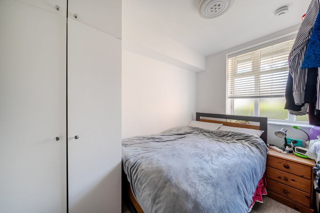 Property photo 3 of 4 Picture No. 04