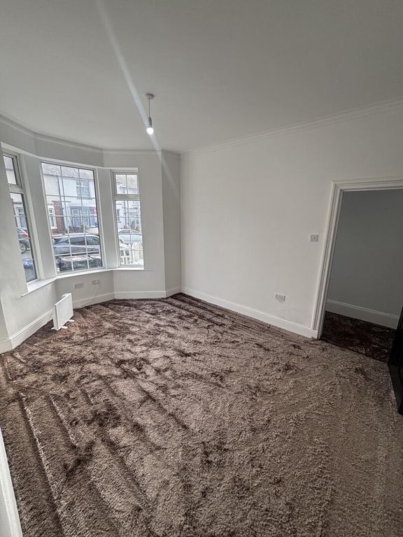 Property photo 2 of 17 Living Room