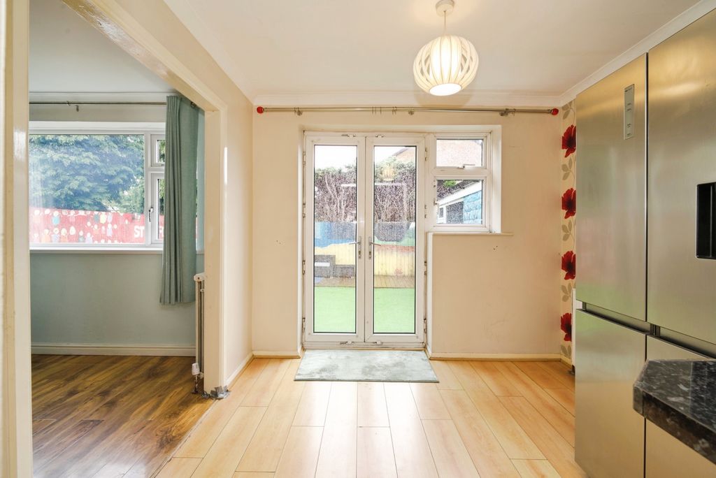 Additional image 5 of 4 bed semi-detached house for saleCrossley Lane, Huddersfield HD5