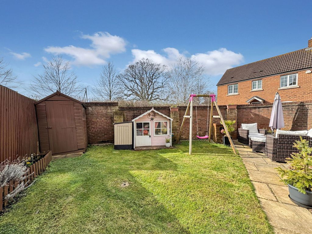 Property photo 3 of 10