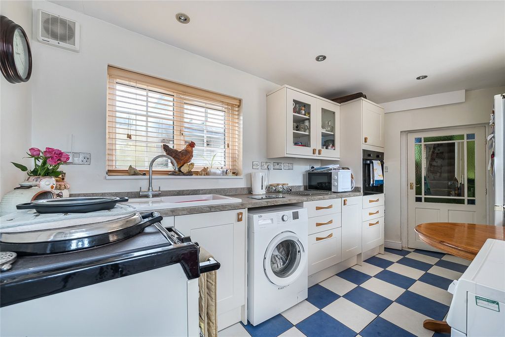 Property photo 3 of 19 Picture No. 67