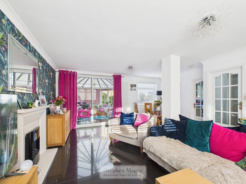 Property photo 2 of 16 Photo 20