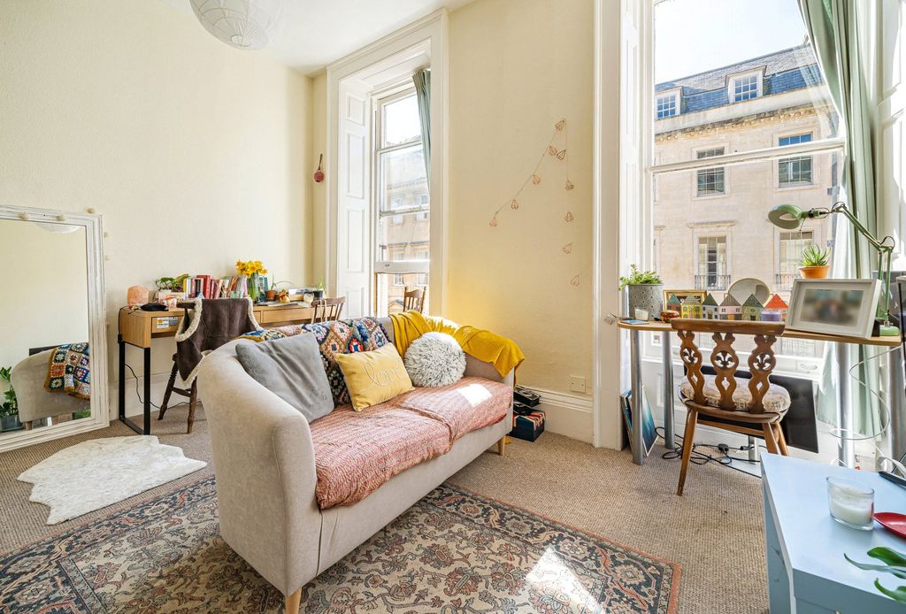 Property photo 2 of 10 Living Room