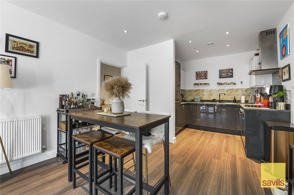 Property photo 3 of 14 Kitchen/Dining Area