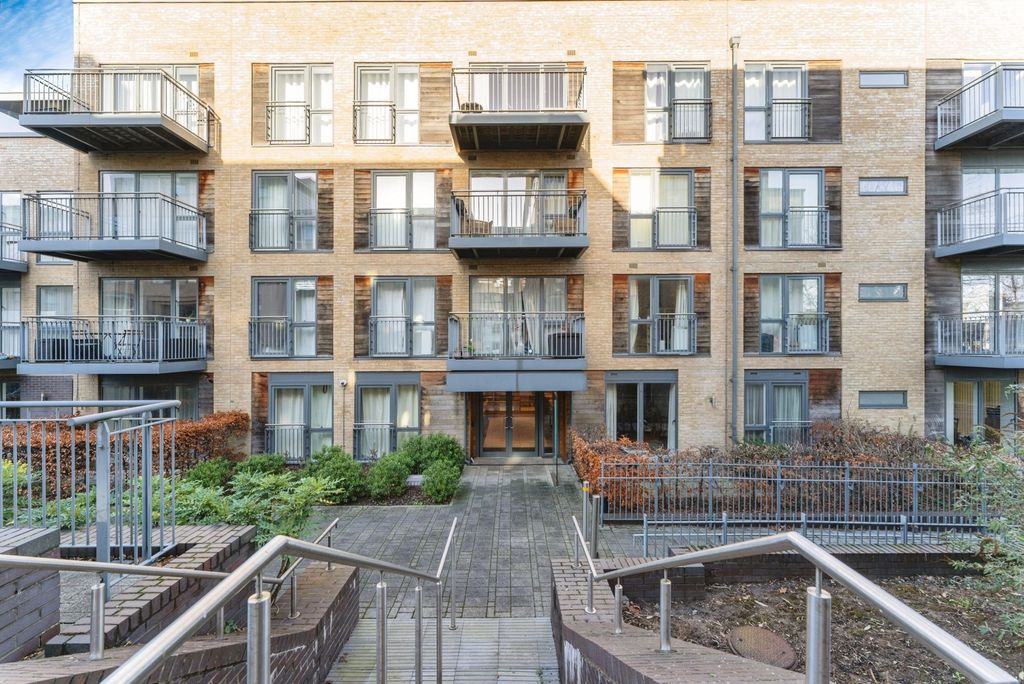 Property photo 2 of 12 Pbox-Img.Jpg