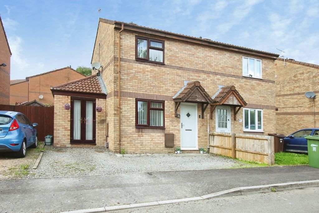 Property photo 1 of 18