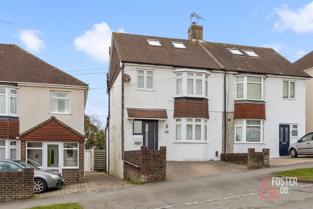 Property photo 1 of 22 Ladies Mile Road, 69-029.Jpg