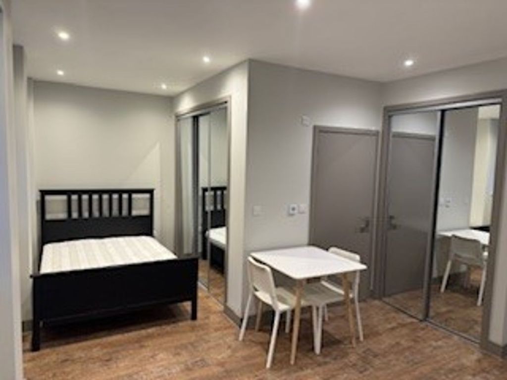 Property photo 1 of 3