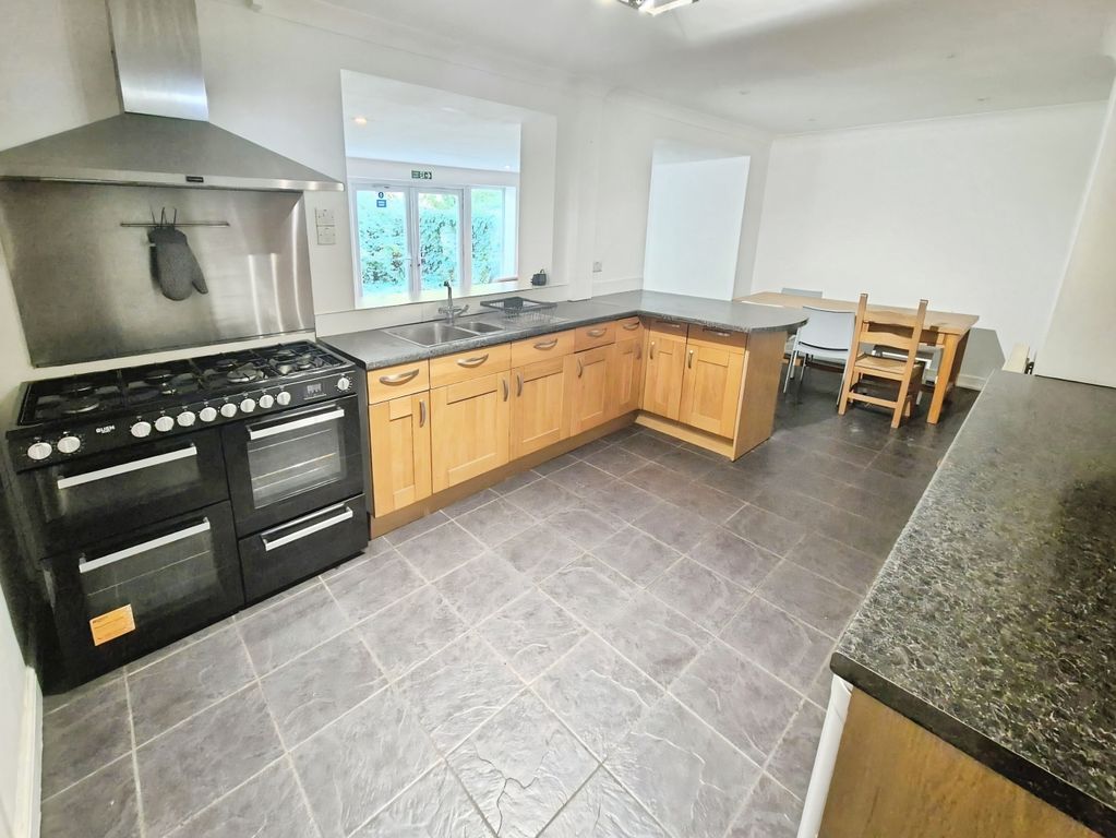 Property photo 1 of 20 Image