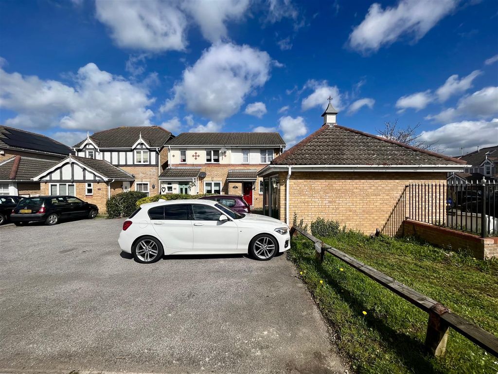 Property photo 1 of 11 Img_1731 (1).Jpg