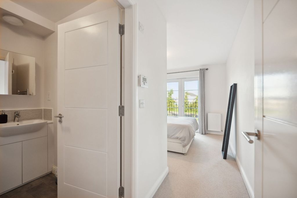 Additional image 9 of 2 bed flat for saleRollock Street, Stirling FK8