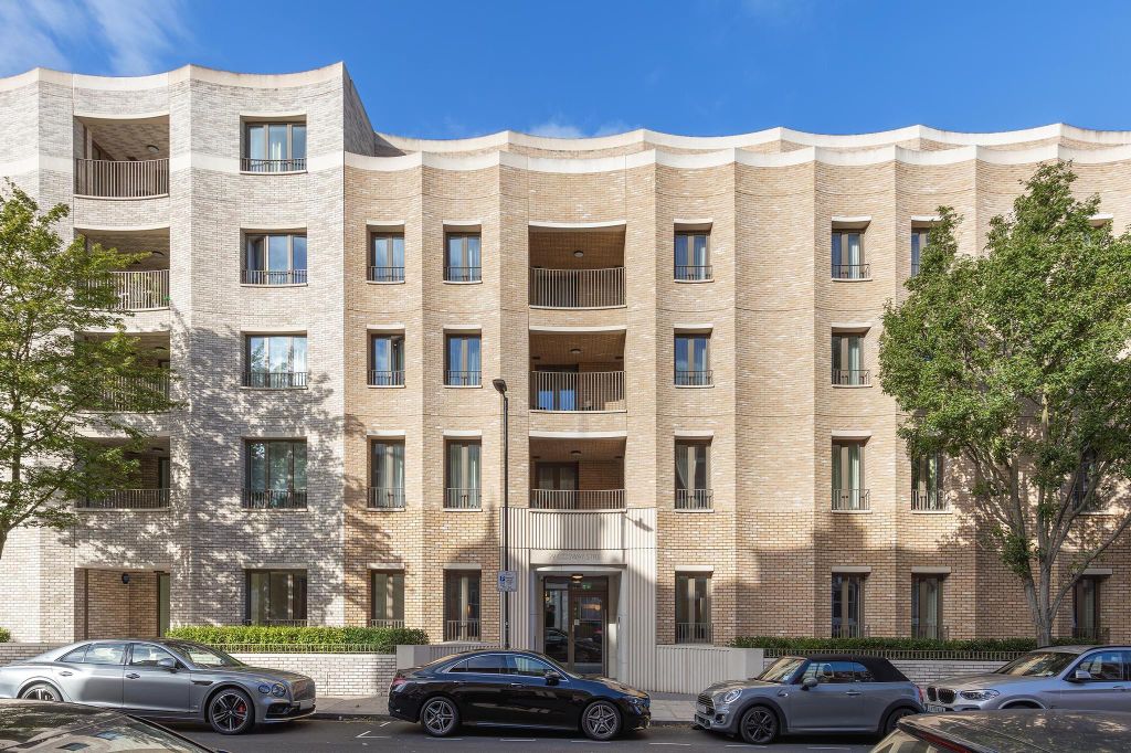 Property photo 2 of 9 Image