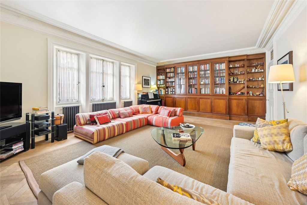 Property photo 2 of 12 Reception Room