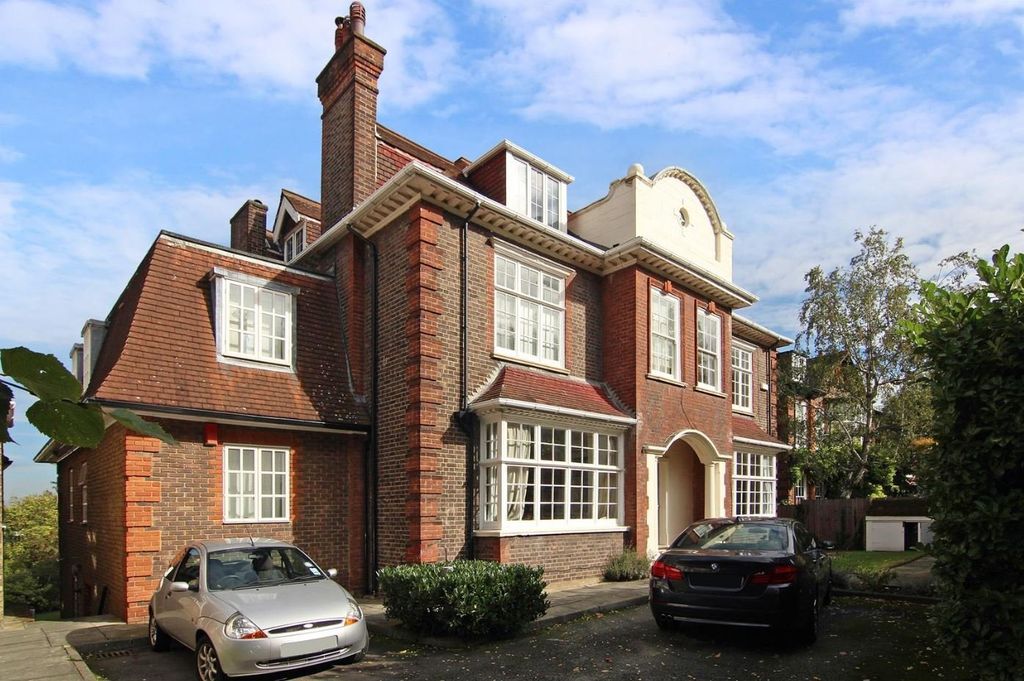 Property photo 1 of 7