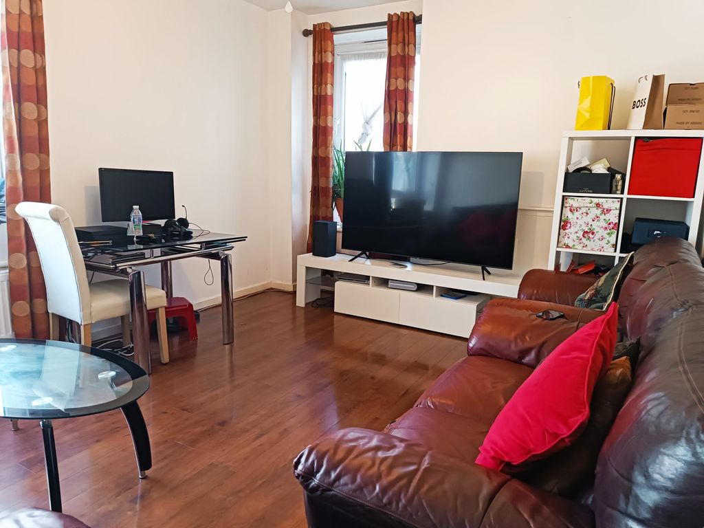 Property photo 3 of 19