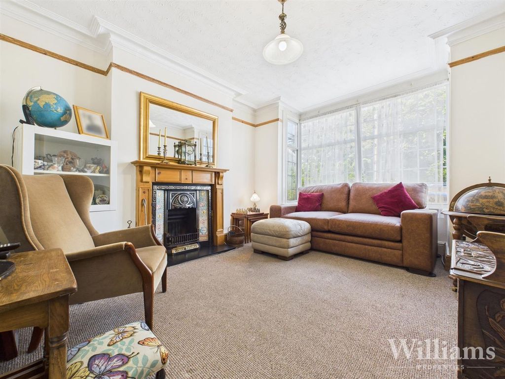 Property photo 3 of 18 Cam02861G0-Pr0428-Still002.Jpg