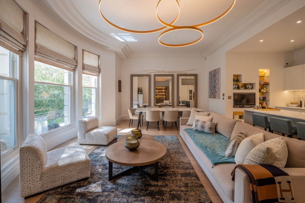 Property photo 2 of 14 Picture No. 29