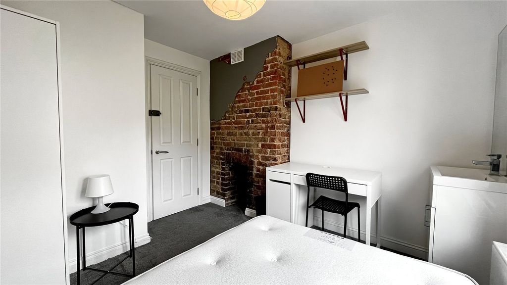 Property photo 3 of 8 Picture No. 08