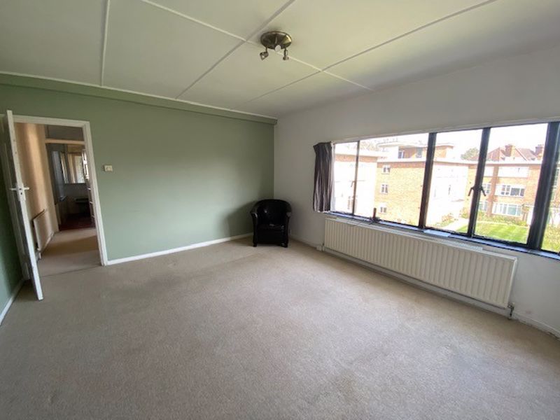 Property photo 3 of 12 Photo 15