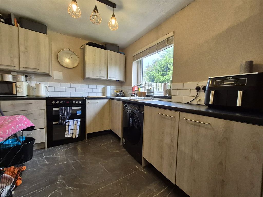 Property photo 3 of 9 Picture No. 02