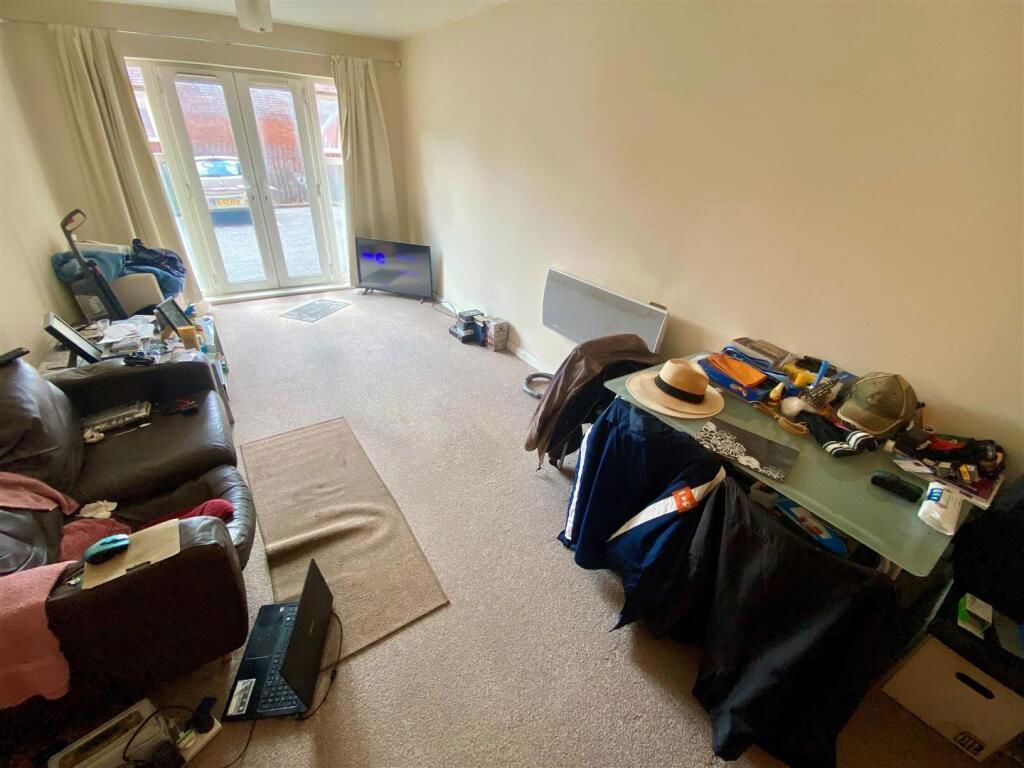 Property photo 2 of 5