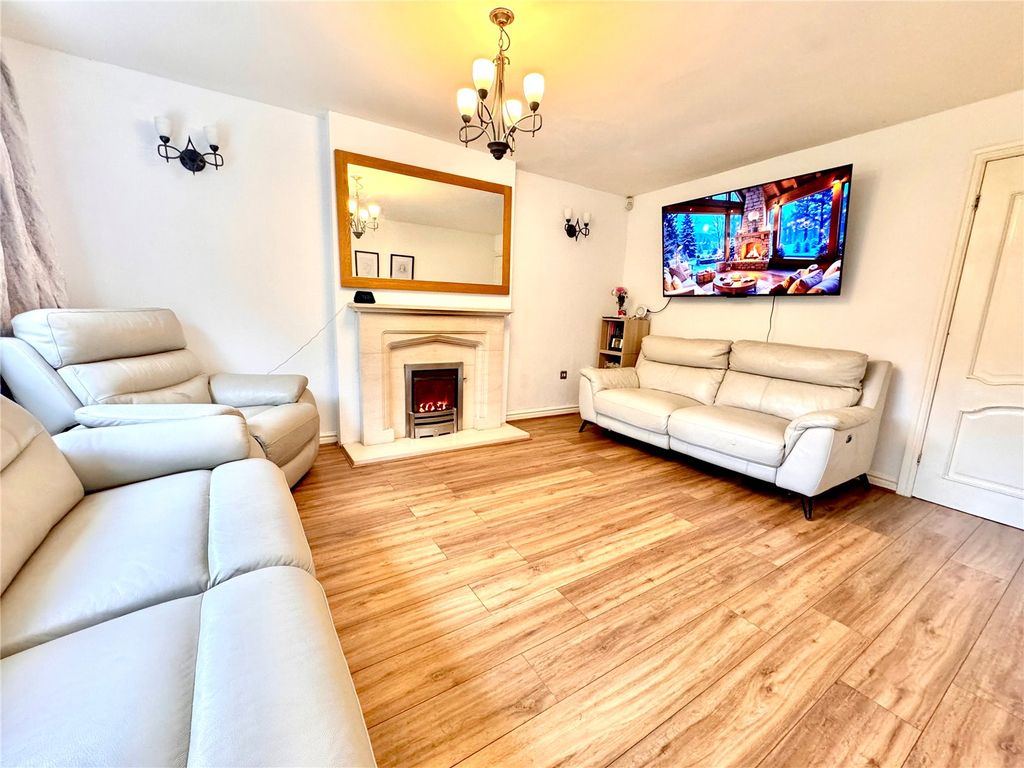 Property photo 2 of 12 Picture No. 02