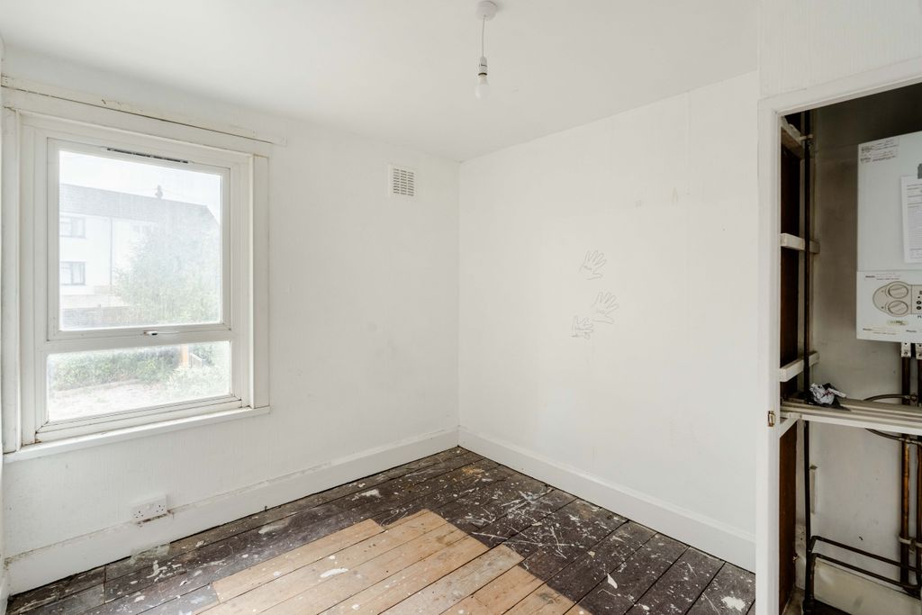 Property photo 2 of 19 19