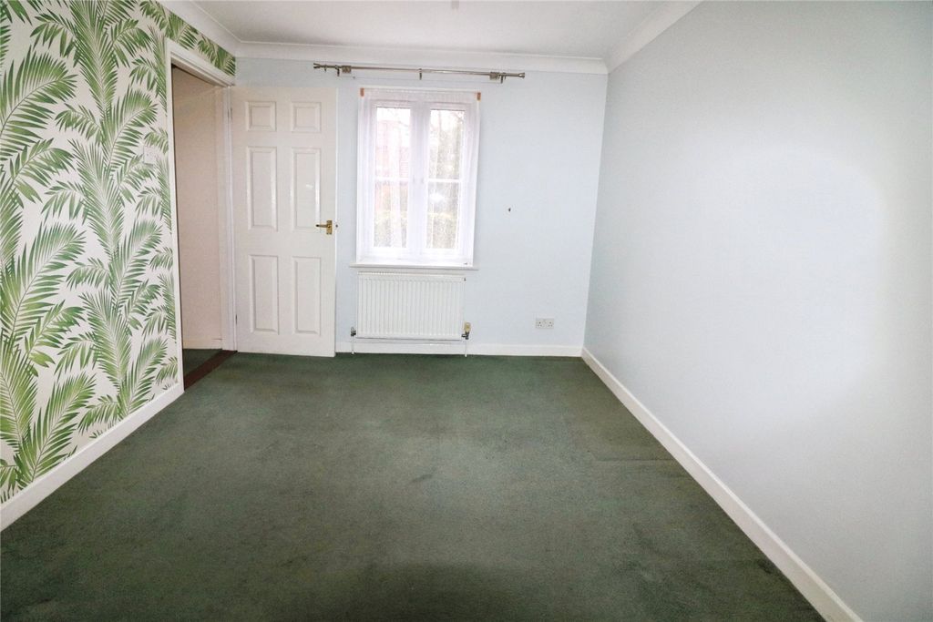 Property photo 3 of 19 Picture No. 04