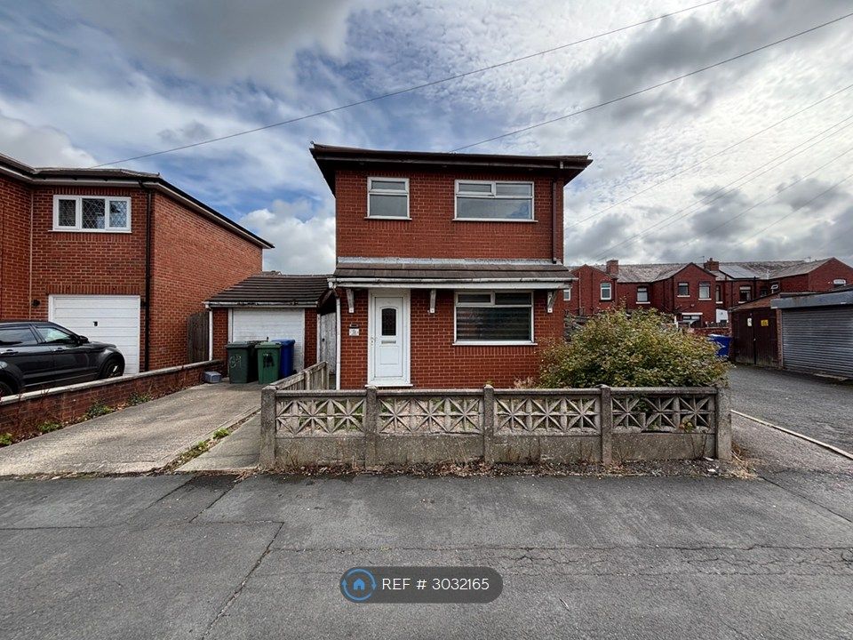 Property photo 1 of 31
