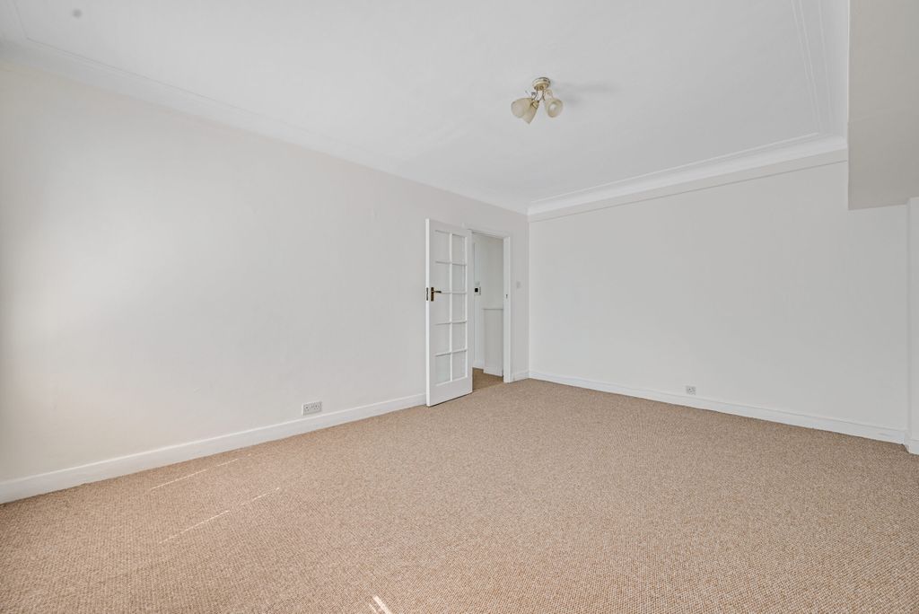 Property photo 3 of 15 Image 3