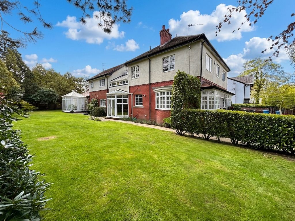 Property photo 2 of 48