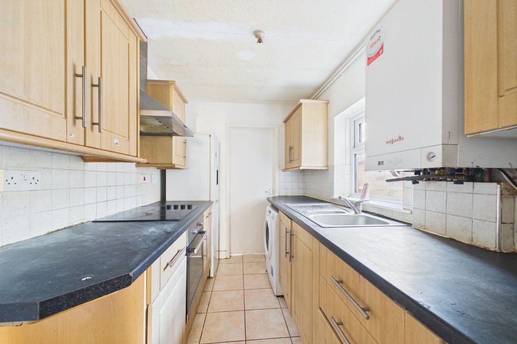 Property photo 2 of 8 Picture No. 04