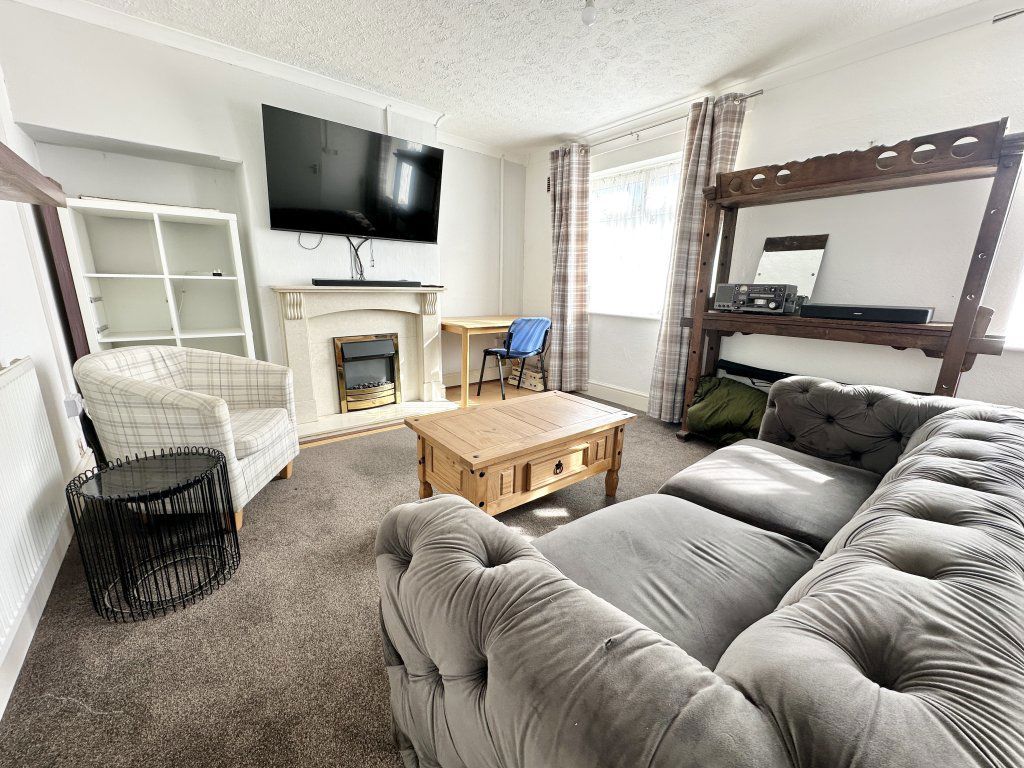 Property photo 2 of 4