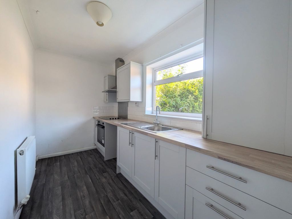 Property photo 3 of 6 A57d0c76-9Eda-480E-8A45-c75A4d51B4F3