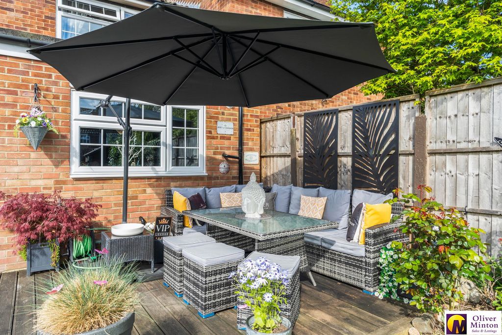 Property photo 3 of 24