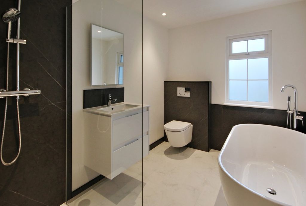 Additional image 13 of 5 bed detached house for saleTurners Hill Road, East Grinstead RH19