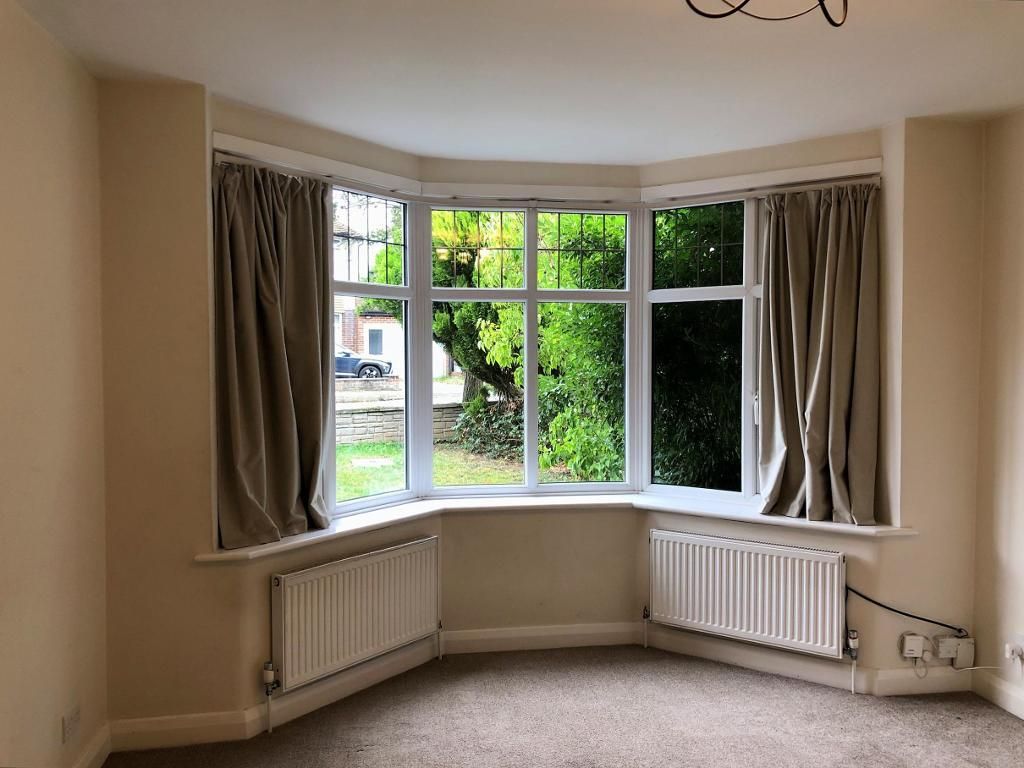 Property photo 3 of 15 Front Reception