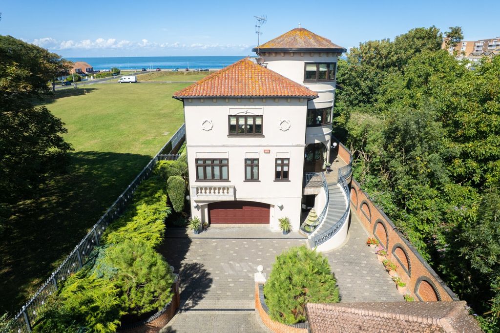 Property photo 1 of 34 Picture 1